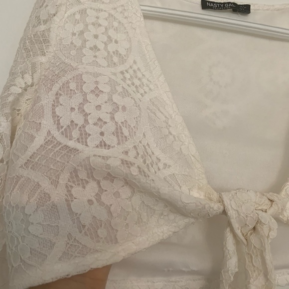 Lace Nasty Gal long sleeve Crop Top - Picture 5 of 6
